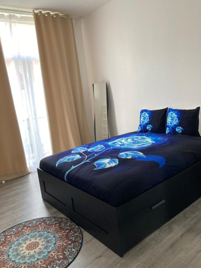 Dreamland Apartments Eu, Брюссель Экстерьер фото